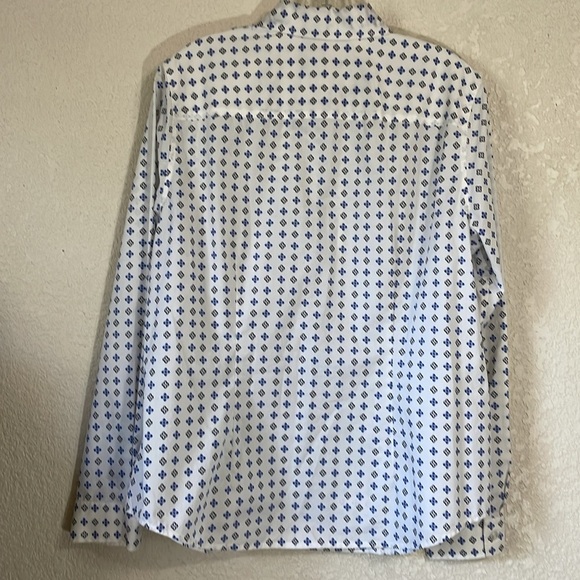 Jones New York  Signature Woman’s Shirt - Picture 6 of 8